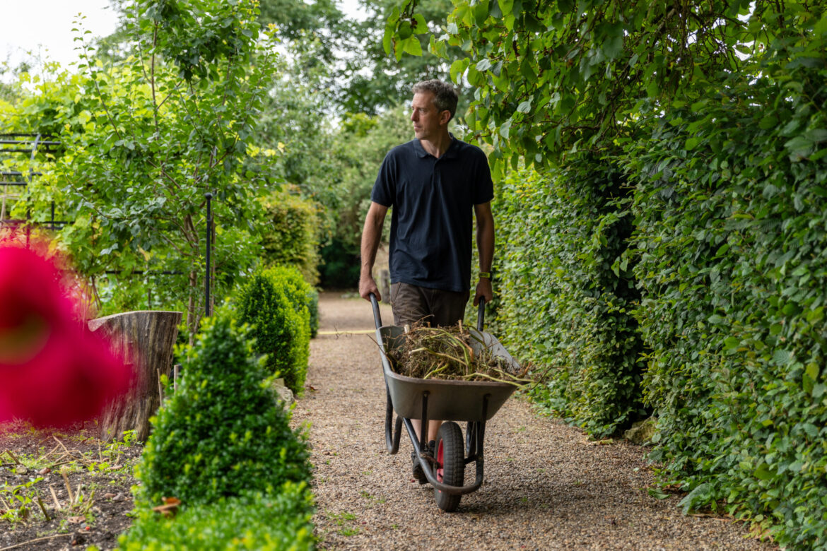 Wanted: volunteers for hidden gem city garden Wanted: volunteers for hidden gem city garden