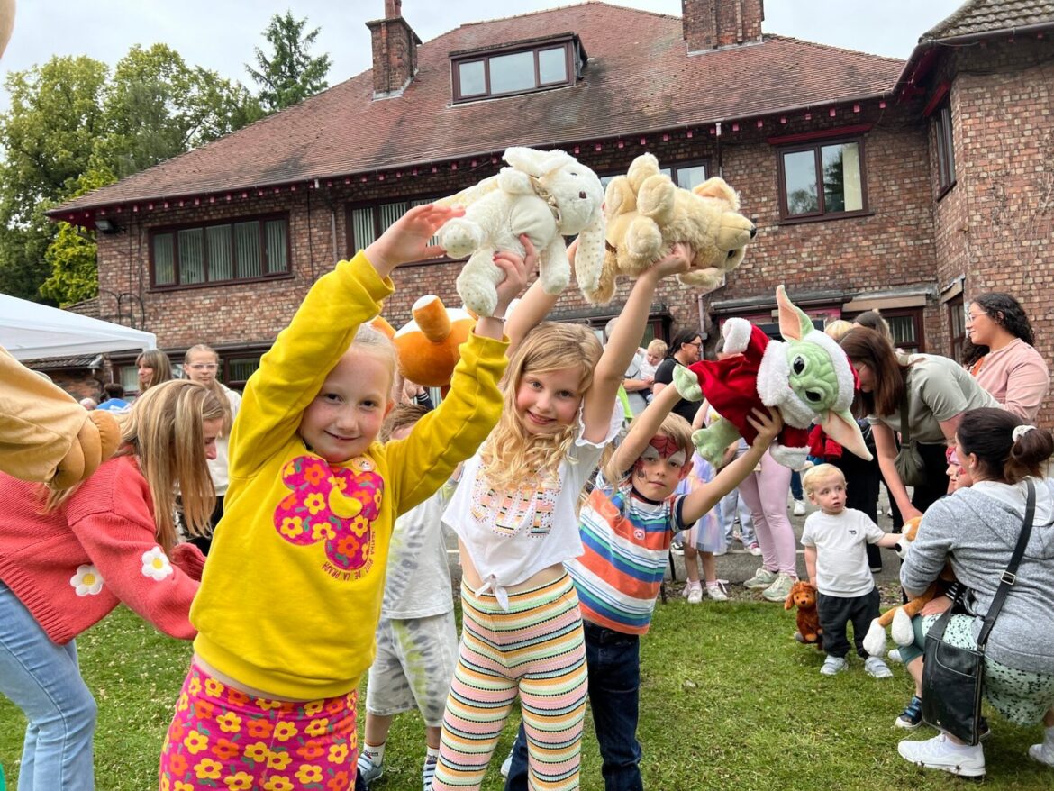 St. Joseph’s Hospice to host Summer Garden Party this Sunday St. Joseph’s Hospice to host Summer Garden Party this Sunday