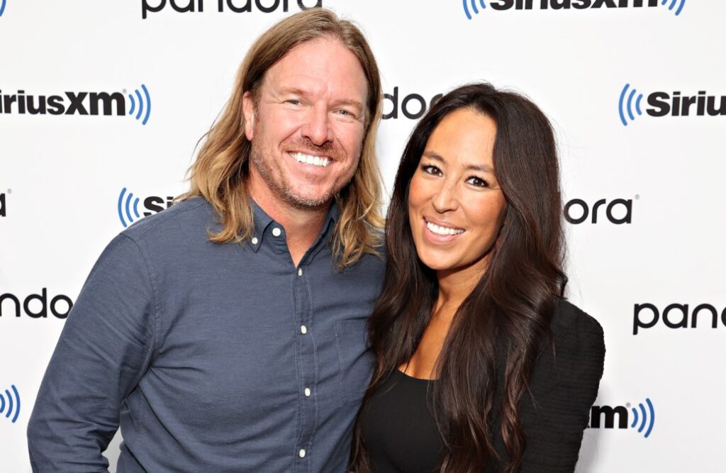 Joanna Gaines posing with Chip Gaines