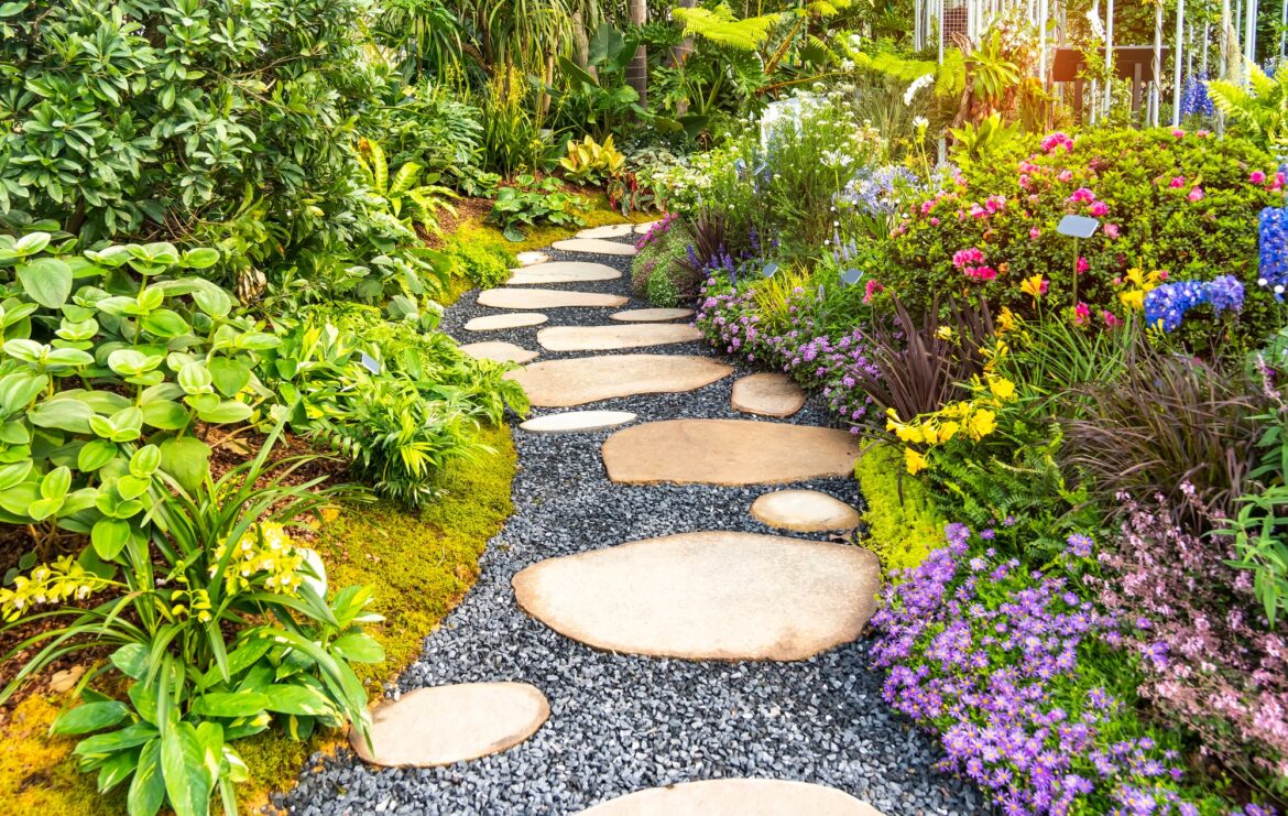 Bucks Beautiful Tour 2025: Amazing Kitchens & Gardens