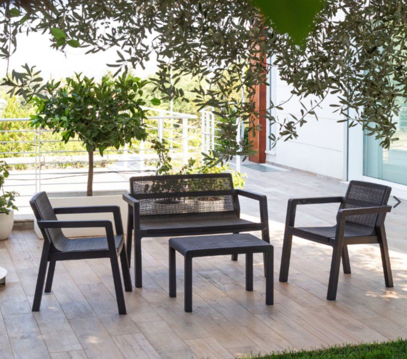 Riviera four-seater lounge set on a patio.