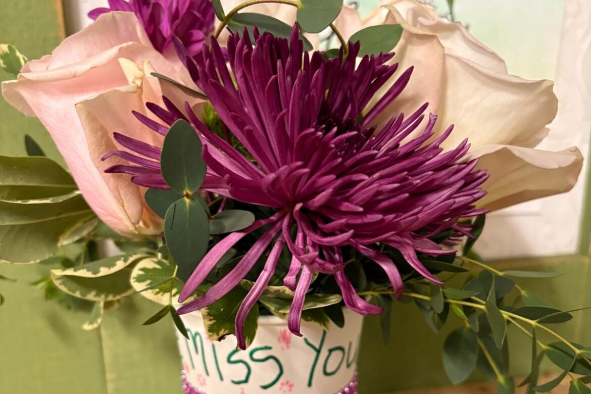 Decker Memorial Flowers Repurposed at Wenatchee Event Decker Memorial Flowers Repurposed at Wenatchee Event