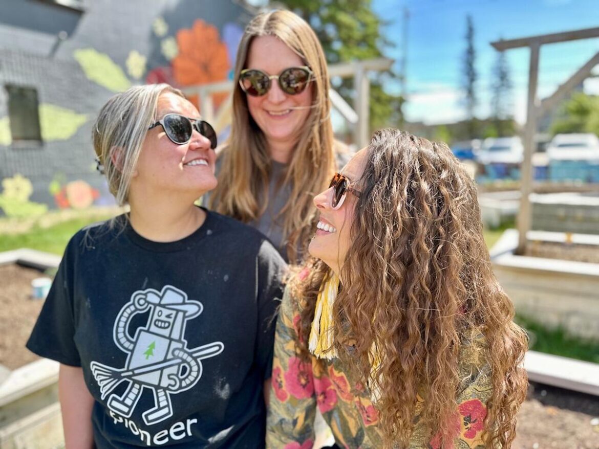 Border city of Lloydminster united through gardening Border city of Lloydminster united through gardening