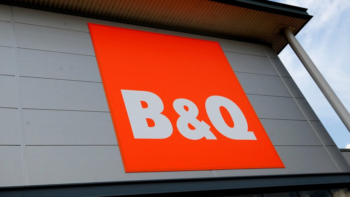 B&Q launches £9.75 decoration that’s the perfect backdrop for garden parties & turns your space into a romantic haven B&Q launches £9.75 decoration that's the perfect backdrop for garden parties & turns your space into a romantic haven