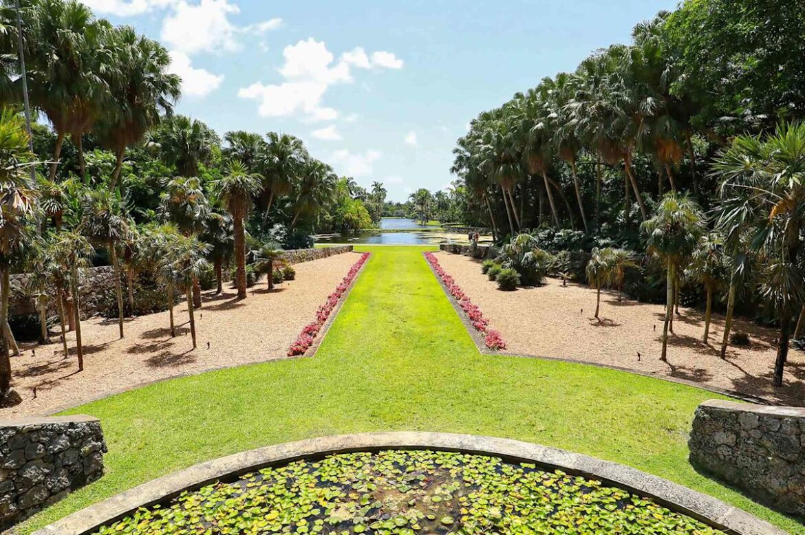 This Is the World’s Most ‘Vibrant’ Garden, According to Science Yahoo lifestyle home