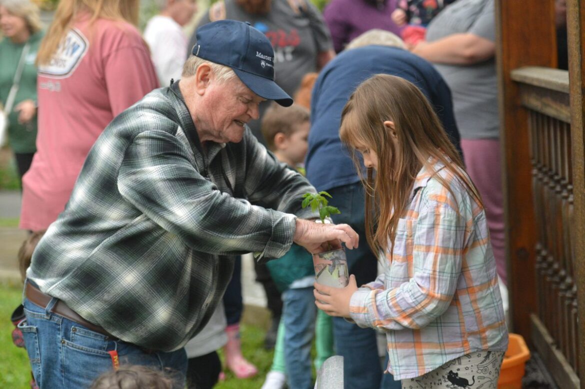 Greene County Master Gardener program looking to grow article image -