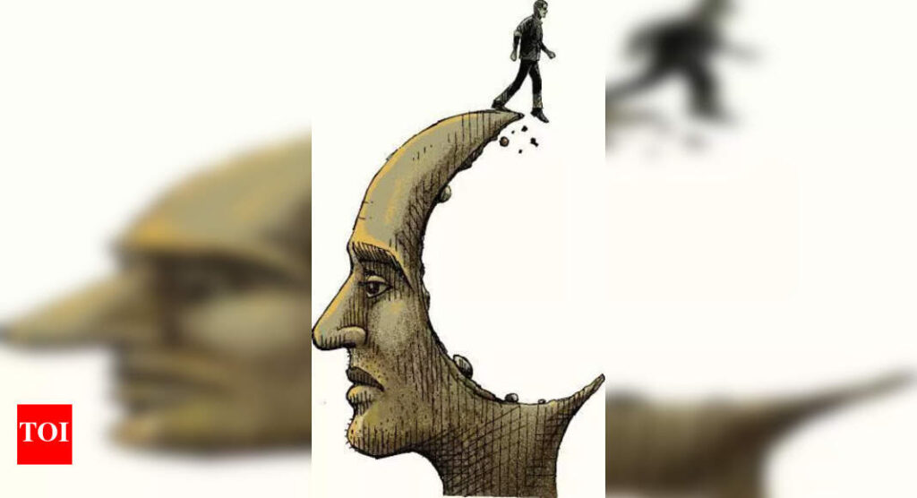 Siblings found dead in Dilshad Garden flat, both MBAs and reclusive | Delhi News Siblings found dead in Dilshad Garden flat, both MBAs and reclusive | Delhi News