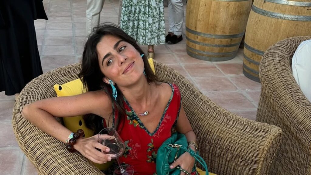 A Pair Of Flower Sandals Will Complete Your Favourite Summer Looks A Pair Of Flower Sandals Will Complete Your Favourite Summer Looks