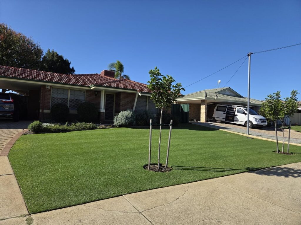 First week of winter down under and the lawn is looking 👌