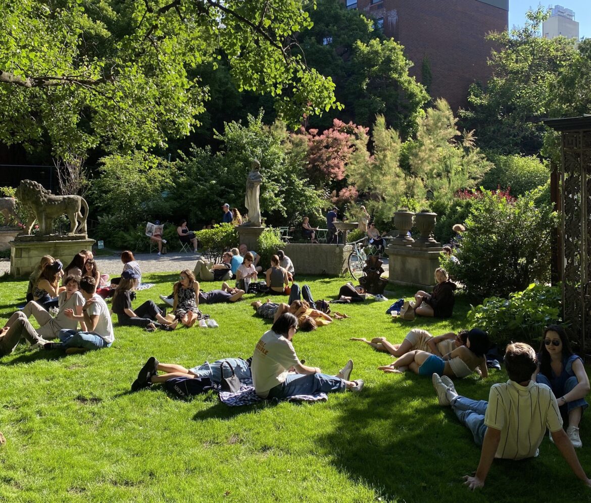 Elizabeth Street Garden Brings Back Outdoor Movies