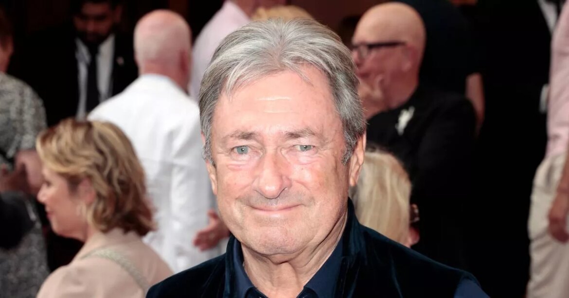 Alan Titchmarsh thought about quitting BBC show after one-word comment in street Ipso logo