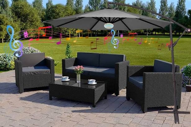 Parasol with music notes edited onto the photo