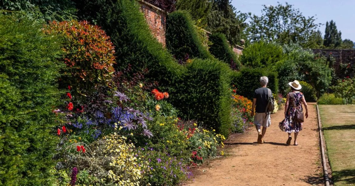 Inside beautiful garden at historic country estate now open to public for first time in 270 years Ipso logo