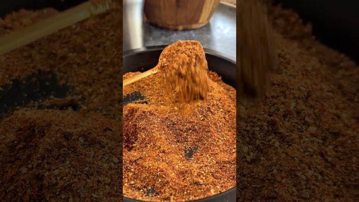 How to Make Homemade Chili Powder from Fresh Garden Chilies 🌶️ How to Make Homemade Chili Powder from Fresh Garden Chilies 🌶️