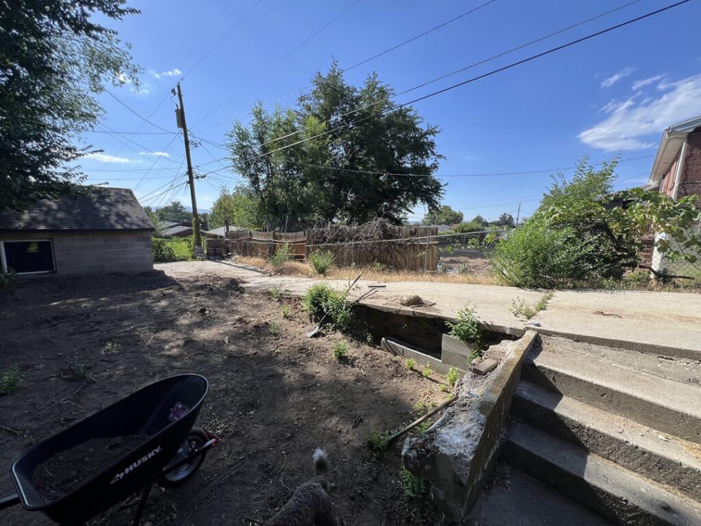 Retaining wall for fence post? Retaining wall for fence post?