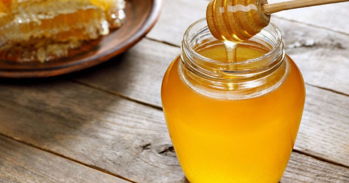 Gardeners urged to put honey in soil for 1 important reason