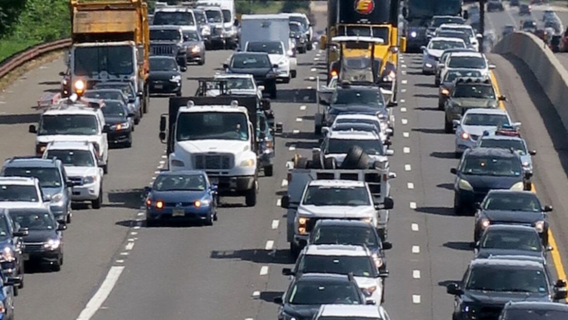 Garden State Parkway backed up 25 miles; Jersey Shore traffic Garden State Parkway backed up 25 miles; Jersey Shore traffic