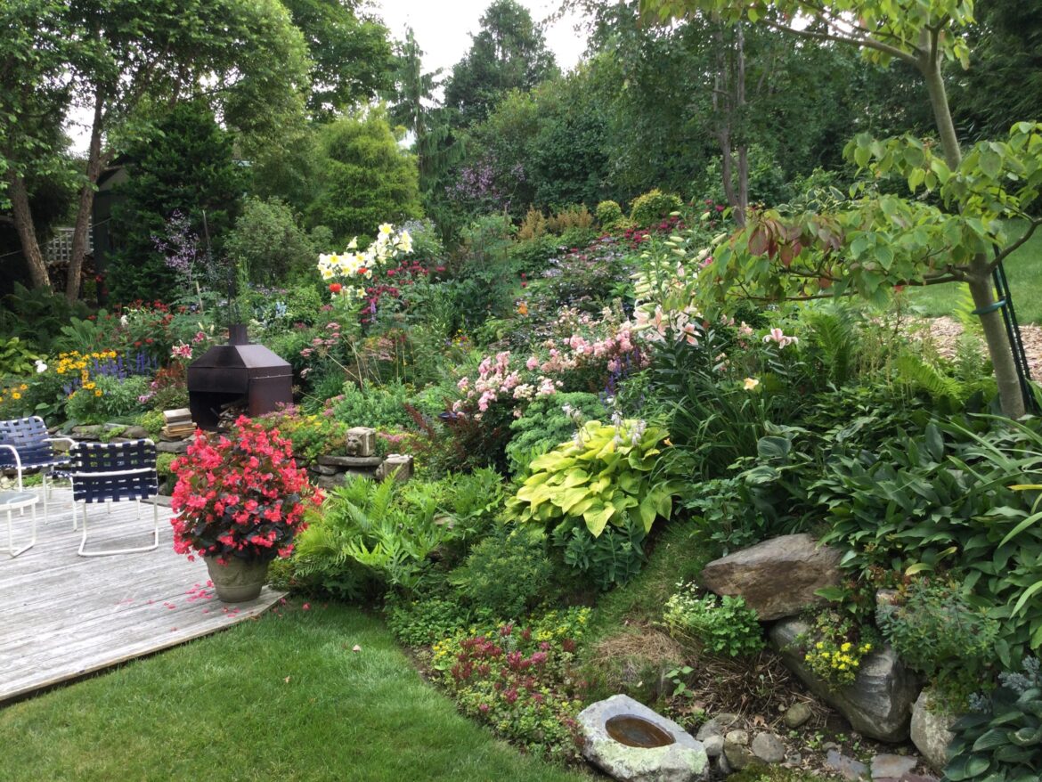 Bayview Garden uses color and texture to surprise and delight