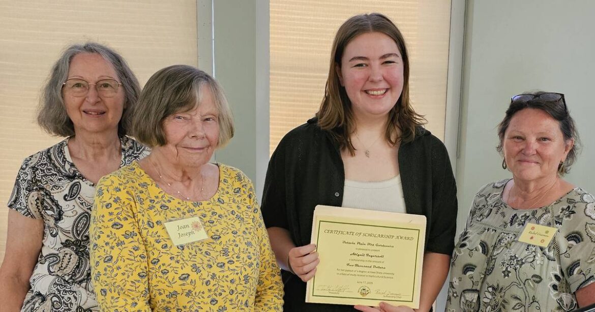 Batavia grad awarded Batavia Plain Dirt Gardeners scholarship – Shaw Local