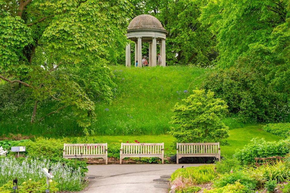 Kew is one of the most beautiful places to visit in the capital. (Getty Images)