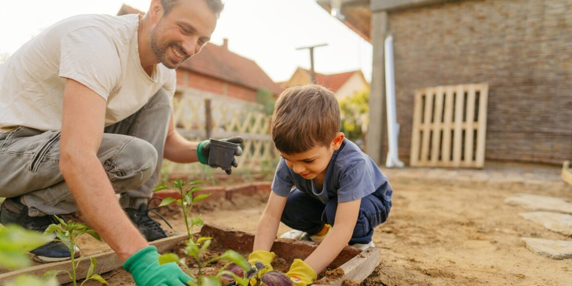 Good Housekeeping-Approved Gardening Tools You Can Get Via Shipt Search