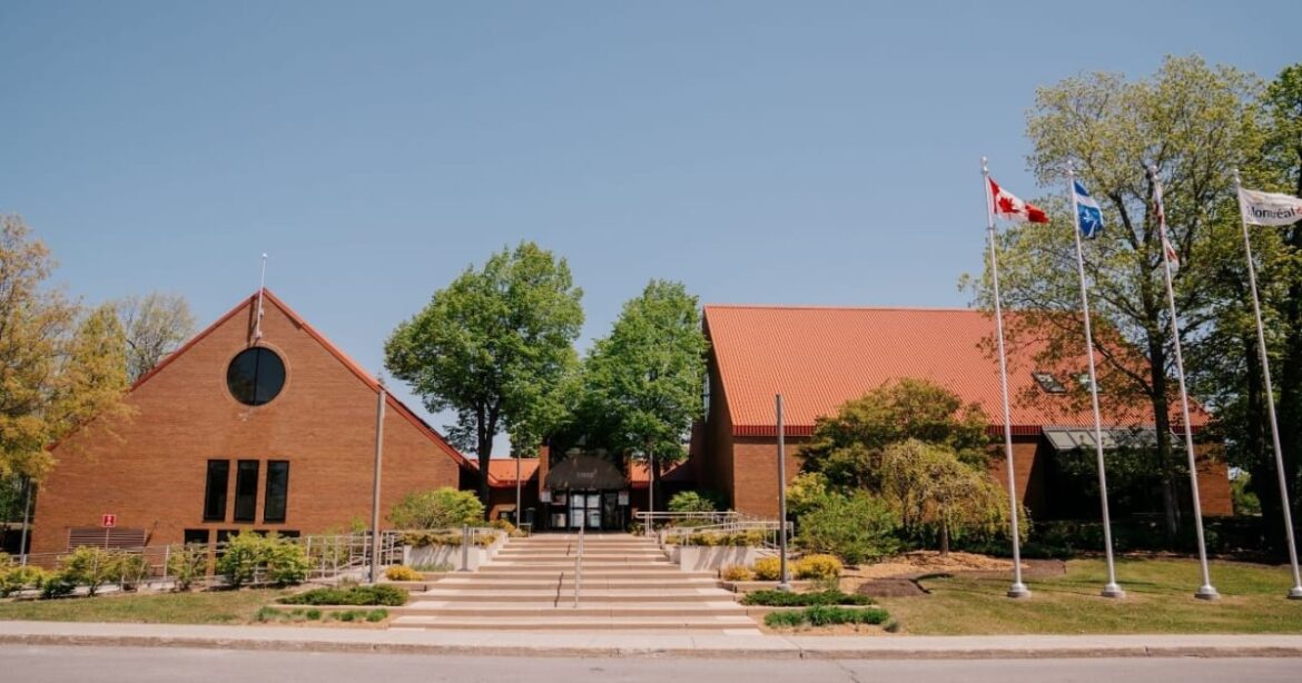 A new public square to be developed in Pierrefonds-Roxboro A new public square to be developed in Pierrefonds-Roxboro
