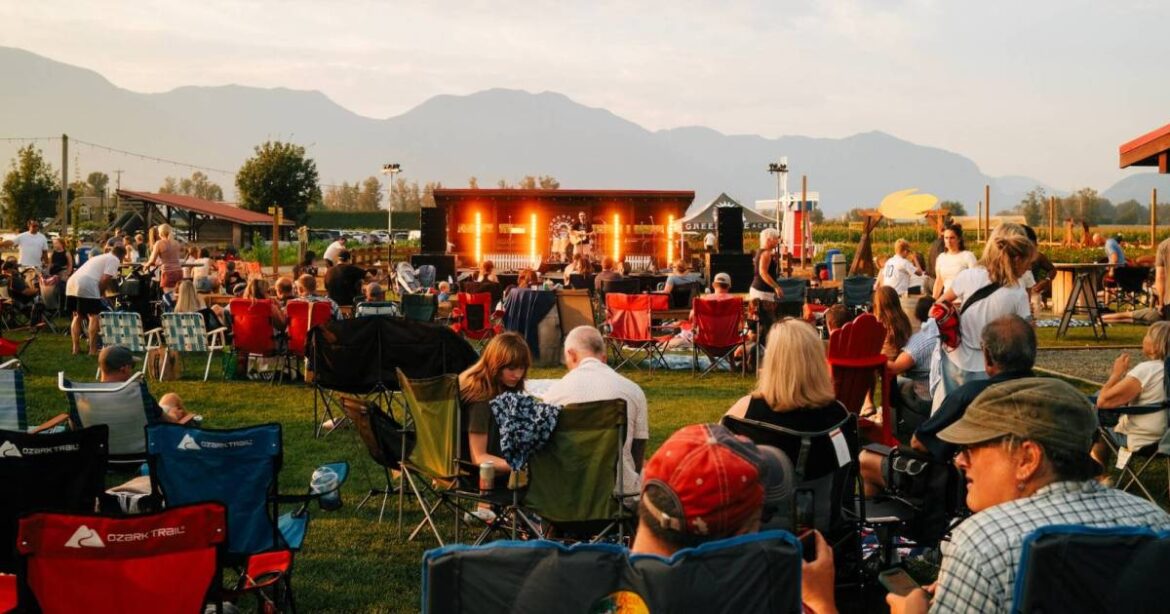 Greendale Acres celebrates summer with festivals, flowers, and farm fun