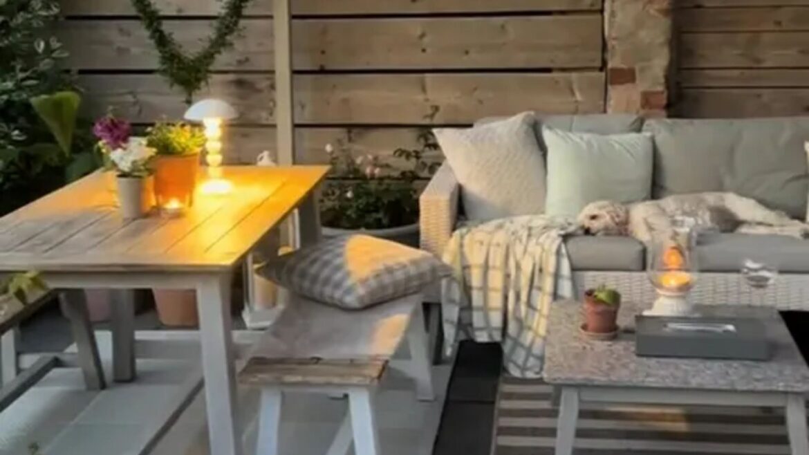 We built a ‘garden room’ onto our home for £300 using a cheap IKEA buy & there’s a plant that makes it smell AMAZING We built a ‘garden room’ onto our home for £300 using a cheap IKEA buy & there’s a plant that makes it smell AMAZING