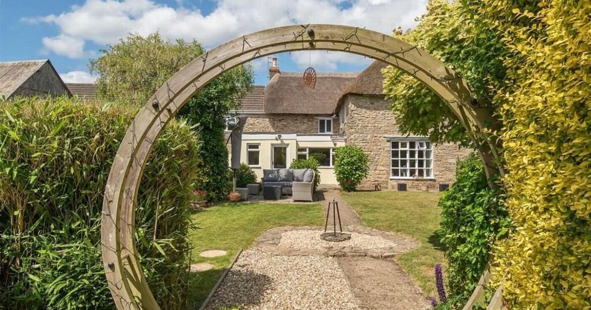 Five homes for sale in Devon with gorgeous gardens Ipso logo
