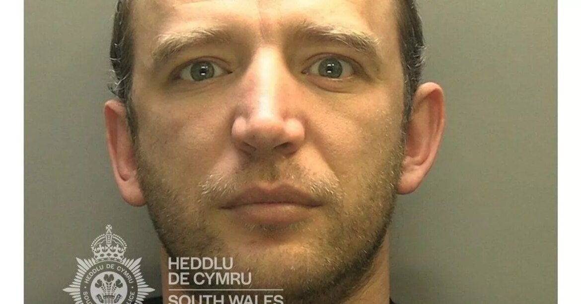 Gardener who tended to £200,000 cannabis factory was caught when police found a set of keys Ipso logo