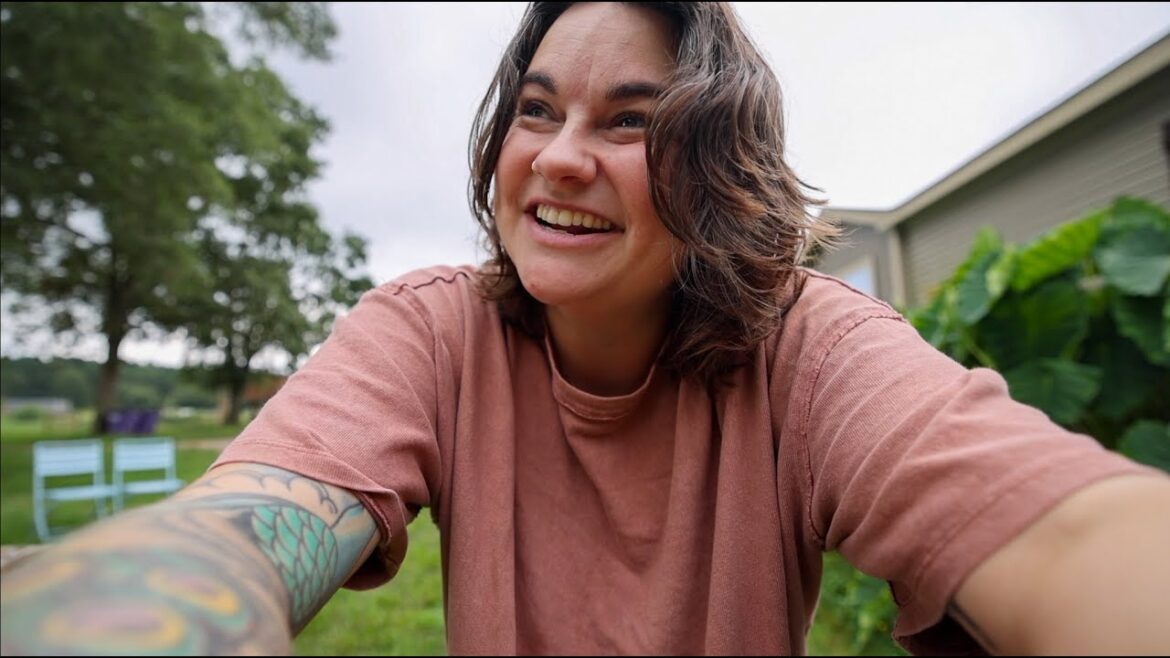 Roots and Refuge Farm: the lush herb garden (my bucket list trip) | VLOG the lush herb garden (my bucket list trip) | VLOG