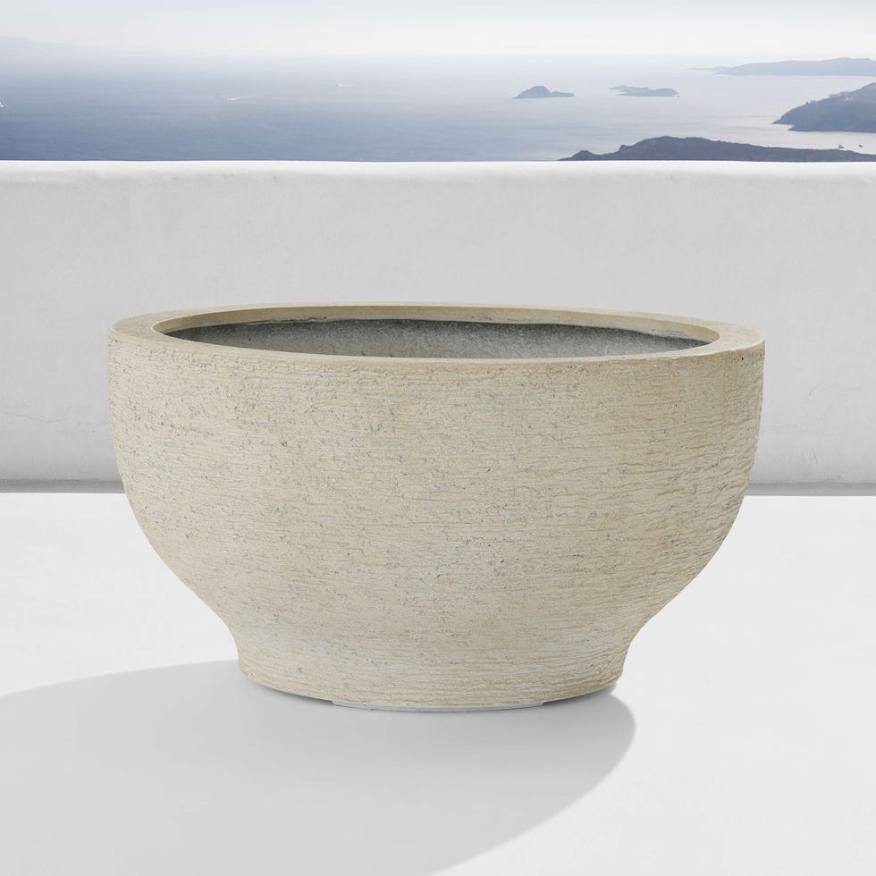 Como Outdoor Planter