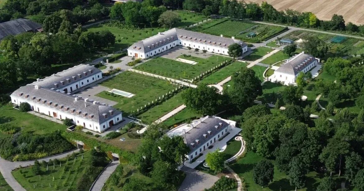 Landscape architect about Orbán estate: The garden alone probably cost more than a million euros
