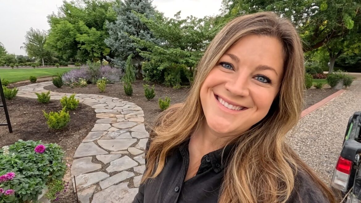 Garden Answer: Planting Along the Front Pathway: Hydrangeas, Birch, Yews & Ornamental Grasses! 🤩🌿🌾 // Garden Answer Planting Along the Front Pathway: Hydrangeas, Birch, Yews & Ornamental Grasses! 🤩🌿🌾 // Garden Answer