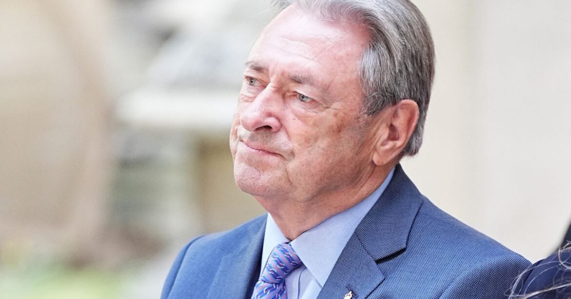 Alan Titchmarsh admitted ‘I don’t remember ever being so heartbroken’ after tragic loss Ipso logo