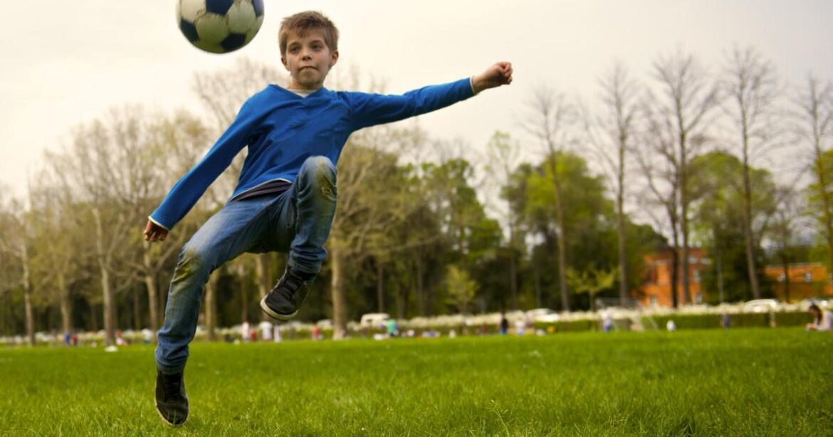 Can a neighbour keep my kid’s football if it lands in their garden? Can a neighbour keep my kid's football if it lands in their garden?