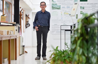 The botanist Daniel Gómez, at the institute's headquarters in Jaca this week.