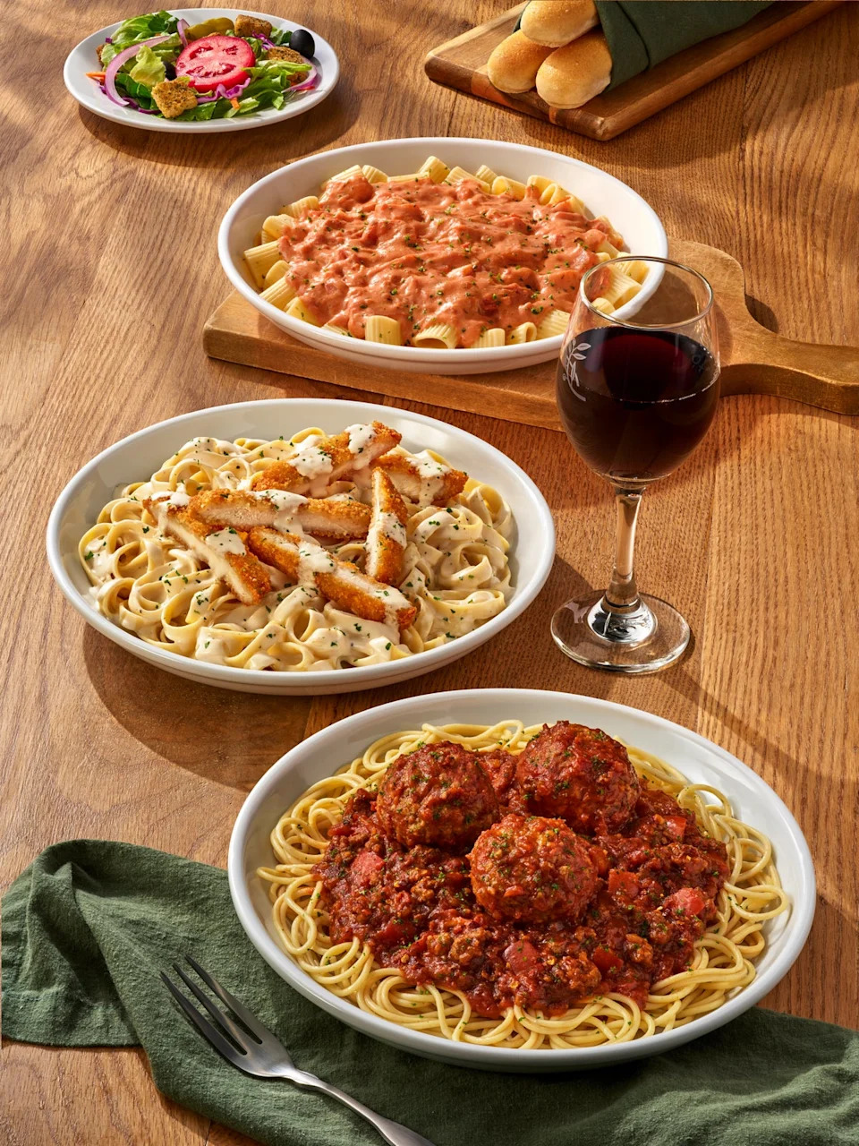 For $13.99 customers can get unlimited pasta and breadsticks plus their choice of endless soup or salad (Olive Garden)