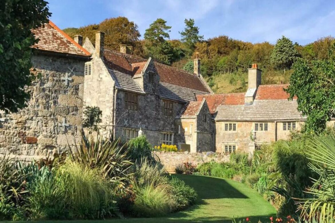 Isle of Wight garden attraction forced to close after flash flooding Isle of Wight County Press