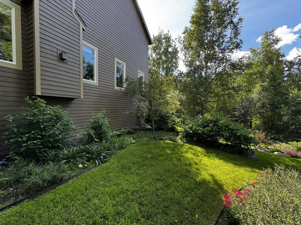 Stroll around the lawn and gardens part three