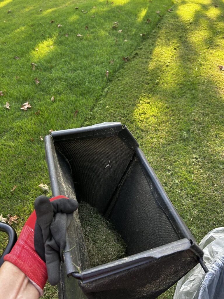 Why does my Lawnmower Bag do this?