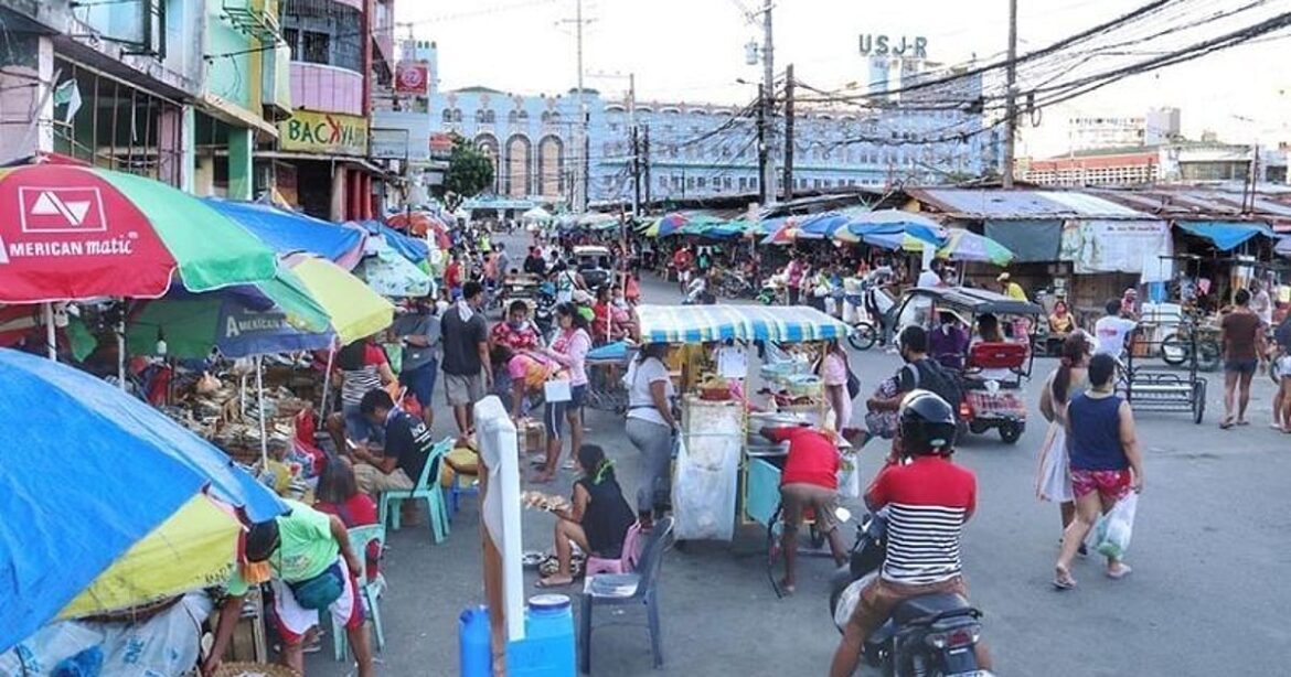 A family’s flower business blooms with tech