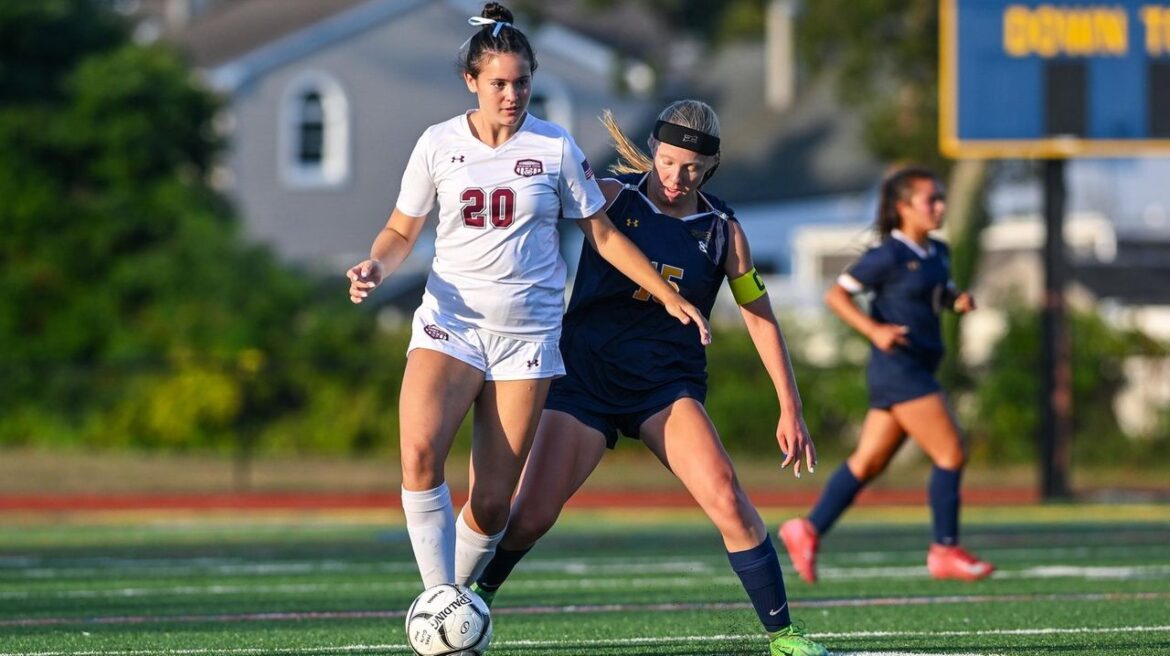 Garden City girls soccer vs. Massapequa