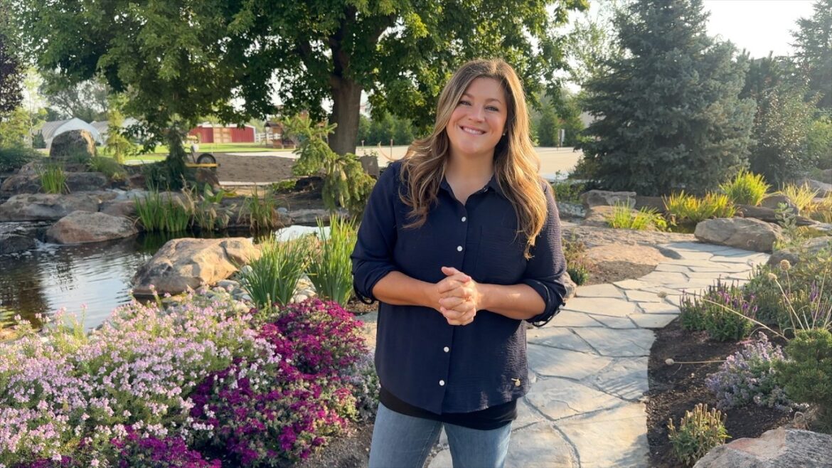 Late Summer Garden Tour! 🌻🍂🌿 // Garden Answer