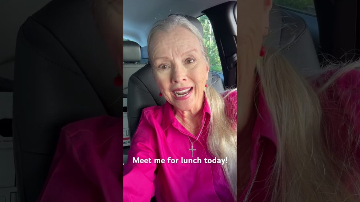 Meet me in Nashville today! #fans