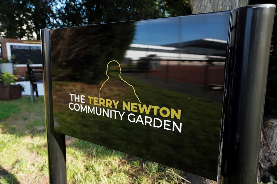 Wigan Warriors rugby club creates community garden as 'safe haven' to help combat suicide