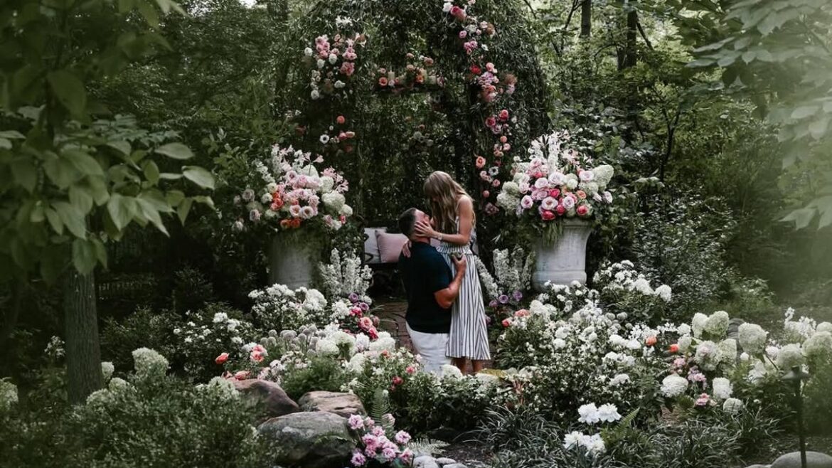 Taylor Swift said ‘yes’ in a Kansas garden. Here are more such gardens Taylor Swift said 'yes' in a Kansas garden. Here are more such gardens