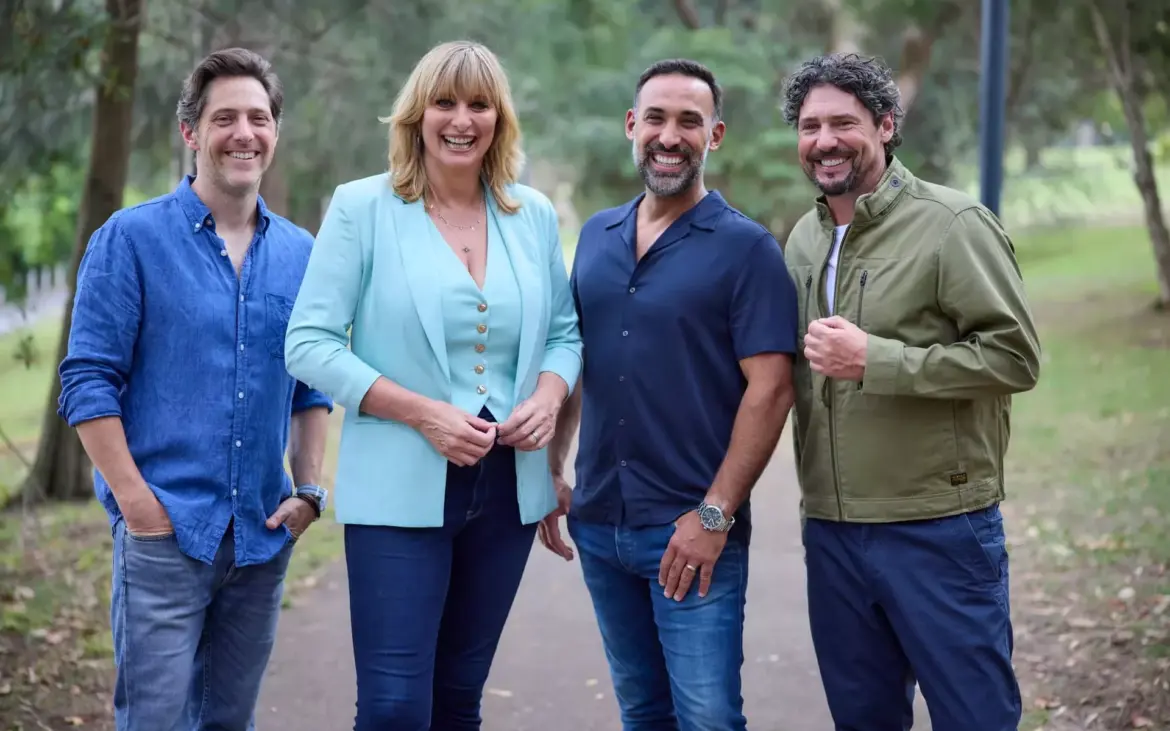 Better Homes and Gardens serves up stunning views, city chooks and low-deck DIY tonight. Fresh ideas and spring vibes tonight on BETTER HOMES AND GARDENS