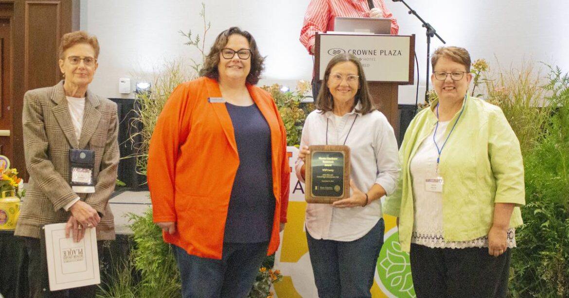 Will County Master Gardeners honored at statewide conference – Shaw Local Will County Master Gardeners honored at statewide conference – Shaw Local