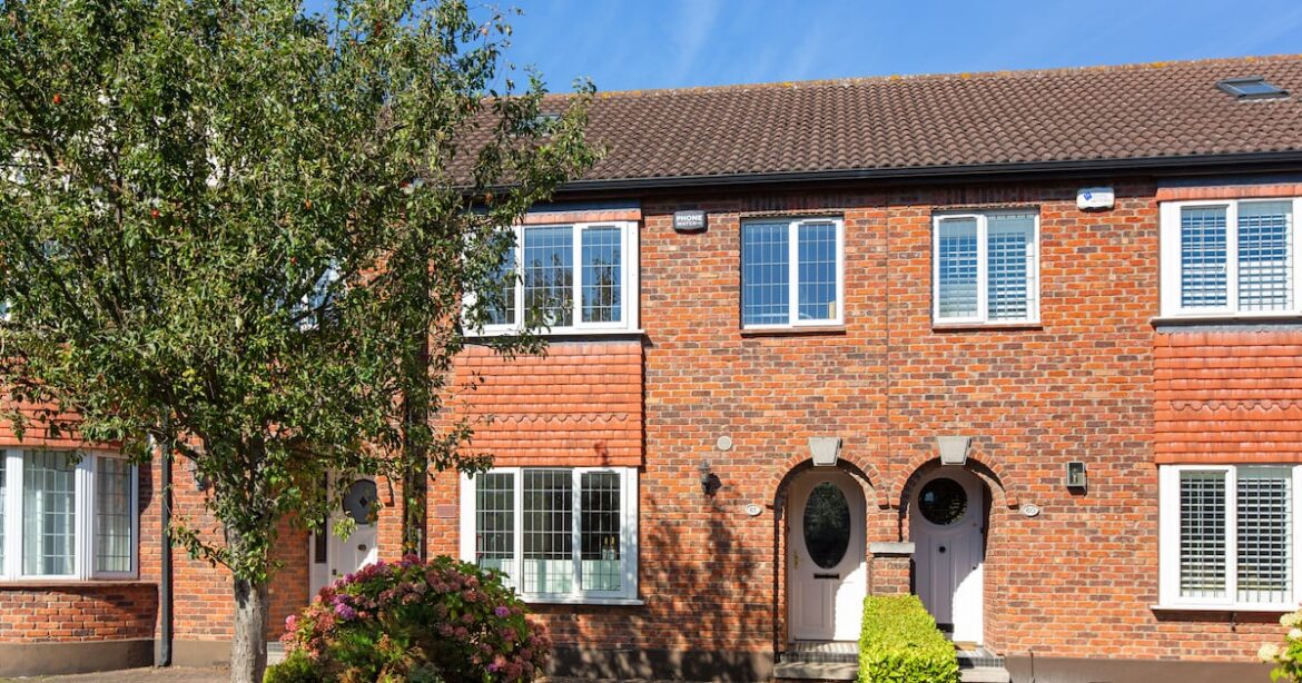 Three-bed Ballsbridge townhouse with sunroom and private garden for €975,000 – The Irish Times Three-bed Ballsbridge townhouse with sunroom and private garden for €975,000 – The Irish Times